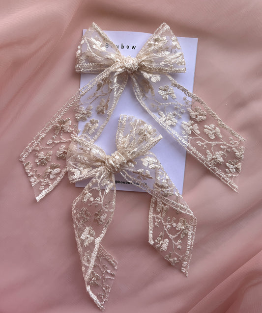 Lace longtail Bow | Cream